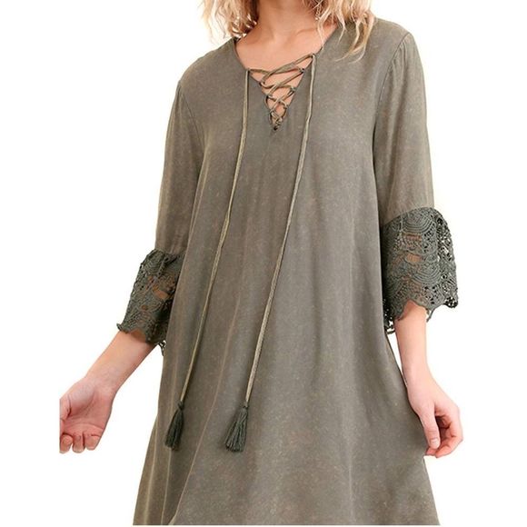 Umgee Peasant Style Dress Sage - Picture 1 of 7